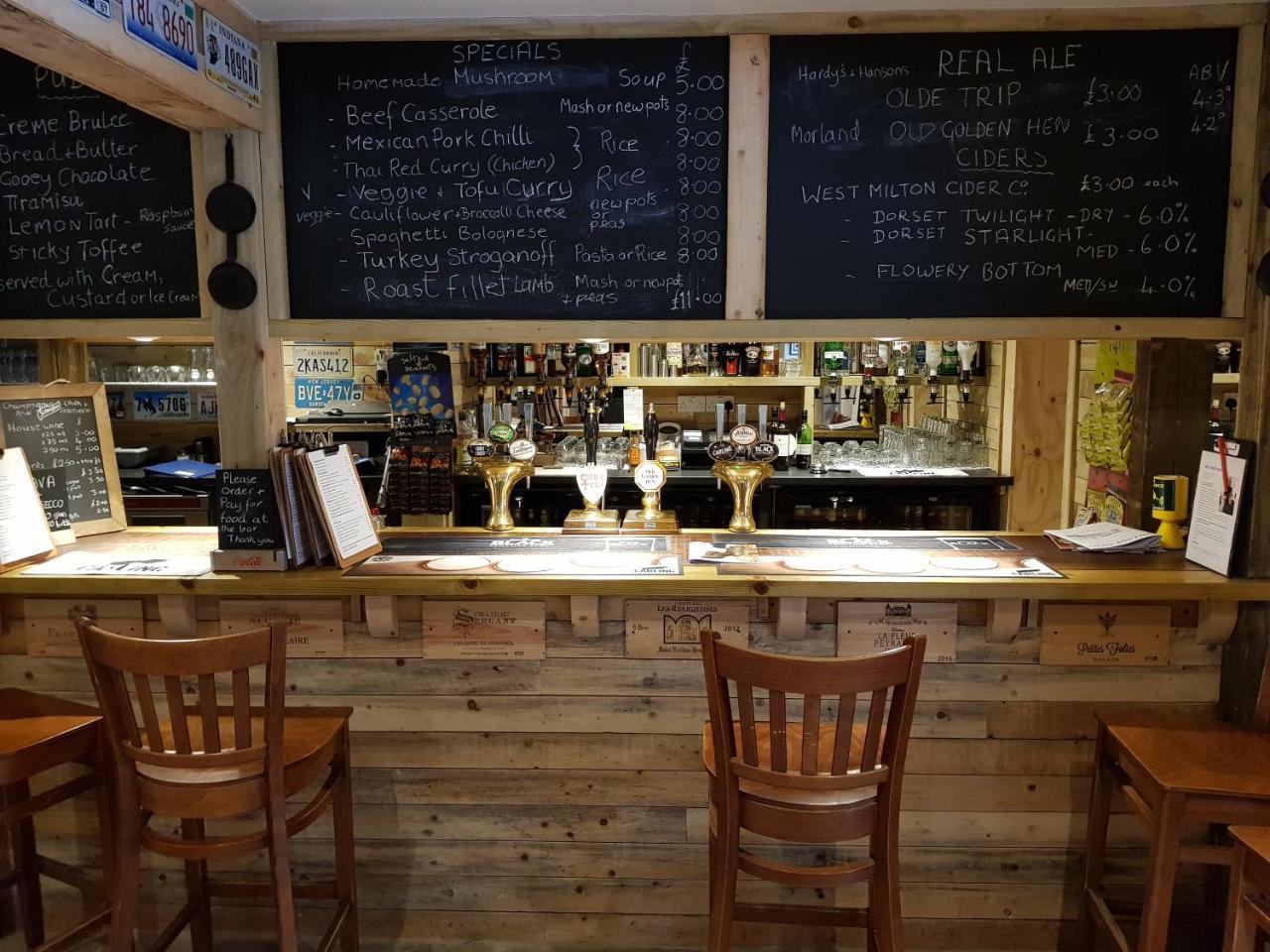 The Rivers Arms Дорчестър Екстериор снимка